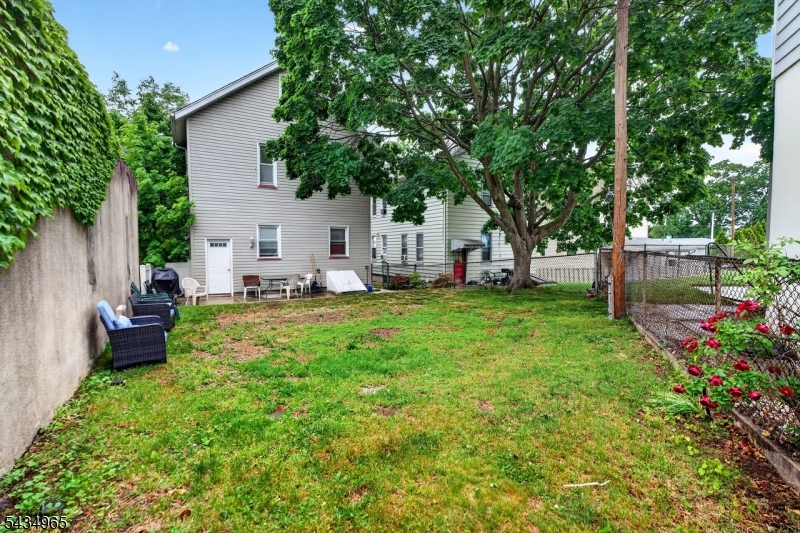 319 Paterson Avenue East Rutherford, NJ 07073 - Photo 13 of 14