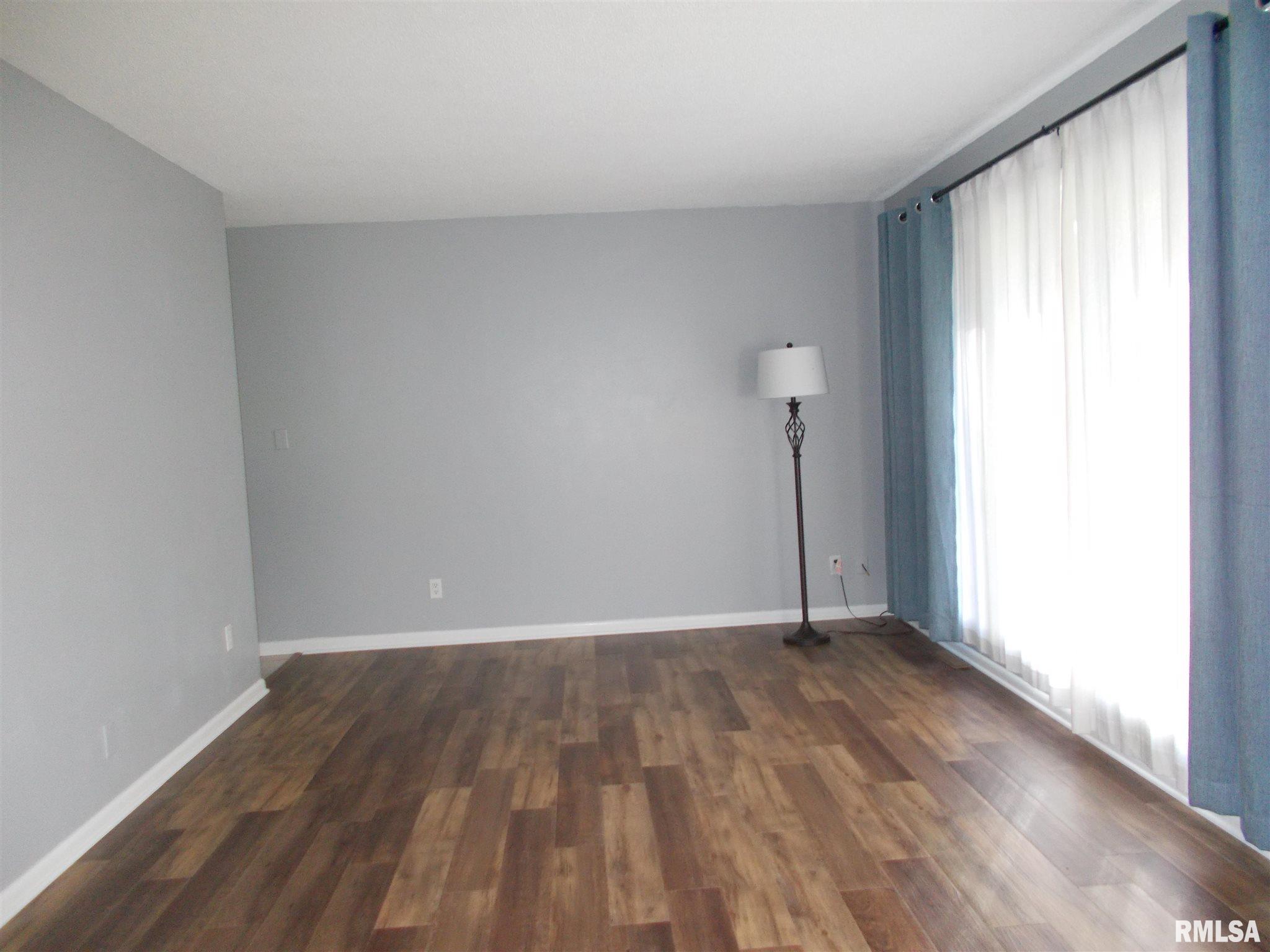 29 Indian Trail Road Macomb, IL 61455 - Photo 5 of 15 Gallery Image 5