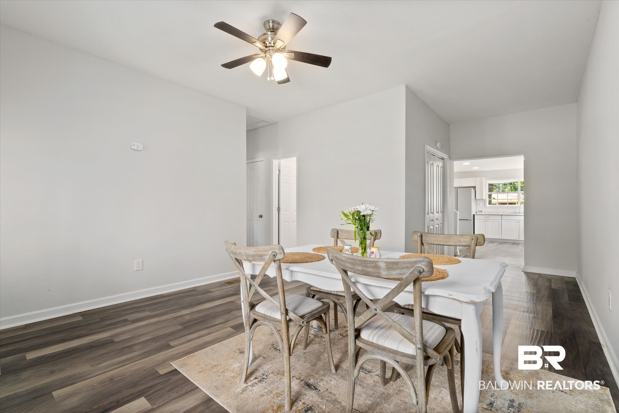 852 Galoway Avenue Mobile, AL 36609 - Photo 4 of 31