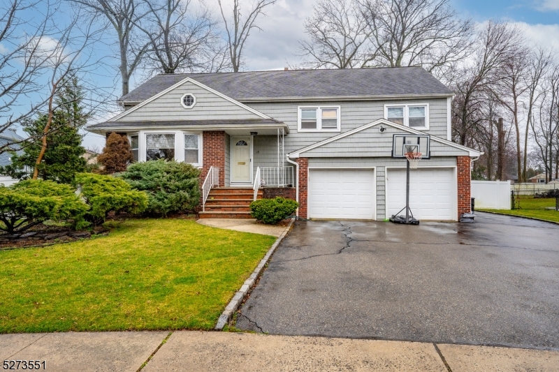 18 Lane, Springfield, NJ 07081 Compass