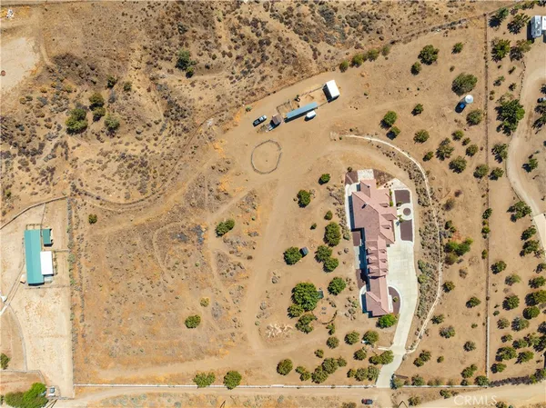 $1,595,000 | 32132 Calle Del Roja, Acton, CA 93510