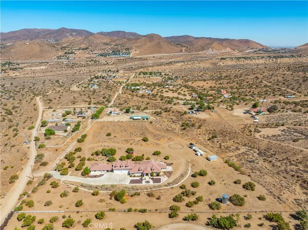 $1,595,000 | 32132 Calle Del Roja, Acton, CA 93510
