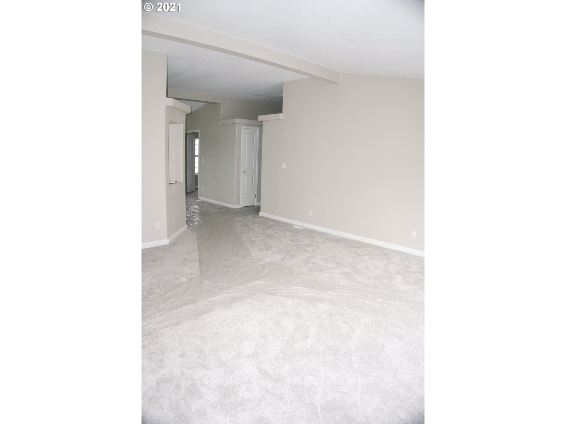 449 Fir Vista Road Sutherlin, OR 97479 - Photo 18 of 32 a view of a room with a white wall