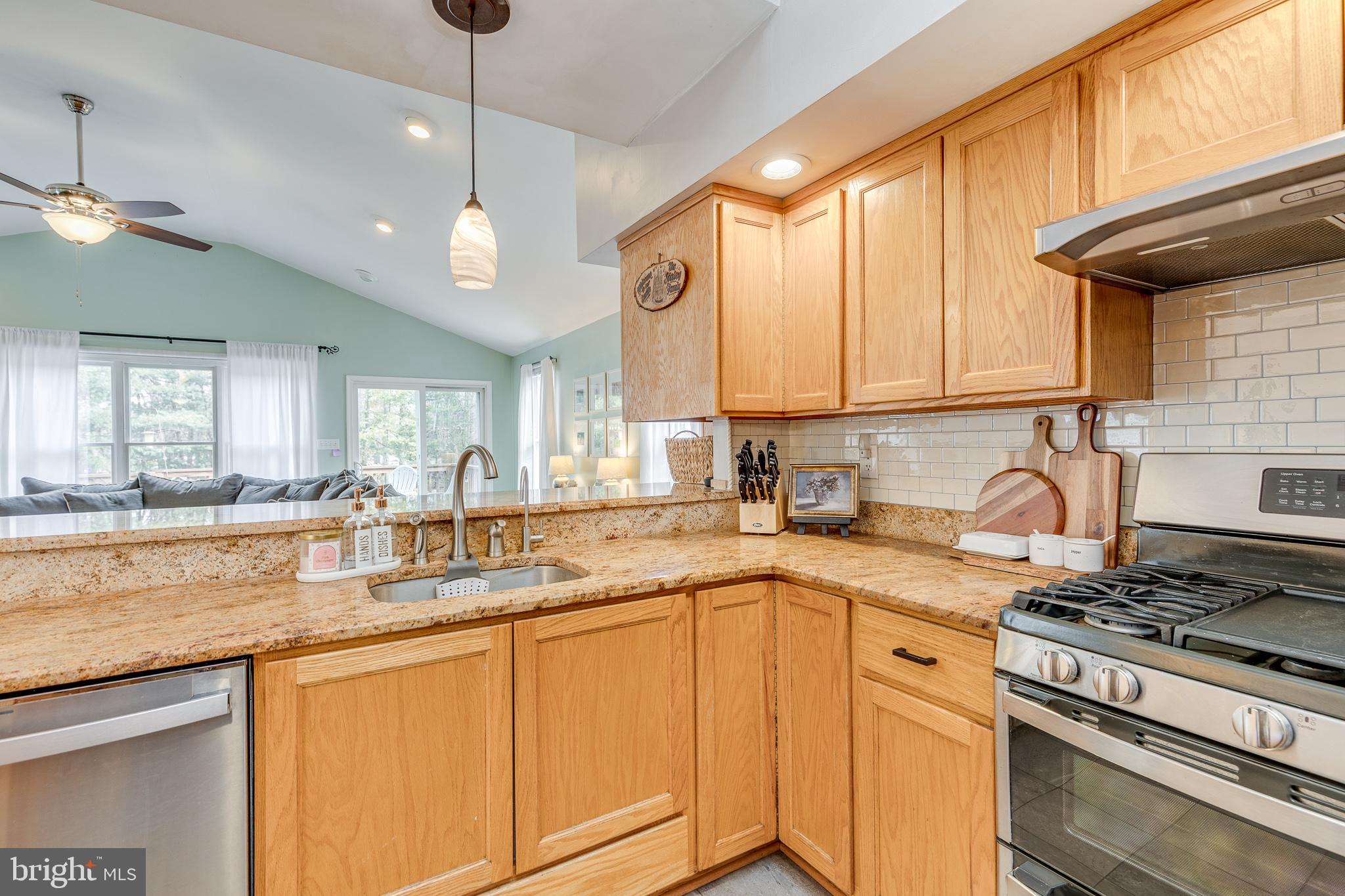 24 Virginia Trail Medford, NJ 08055 - Photo 9 of 41 Beautiful kitchen