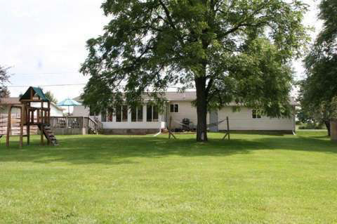1408 Reid Road Flint, MI 48507 - Photo 5 of 20 20436083-4.JPG
