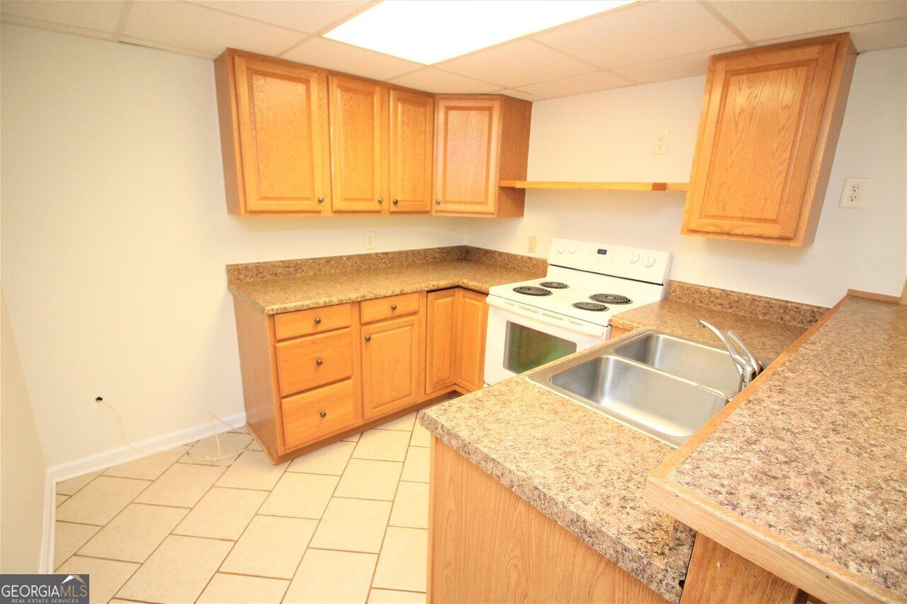 1917 Al Roberts Road Senoia, GA 30276 - Photo 14 of 20 Gallery Image 14
