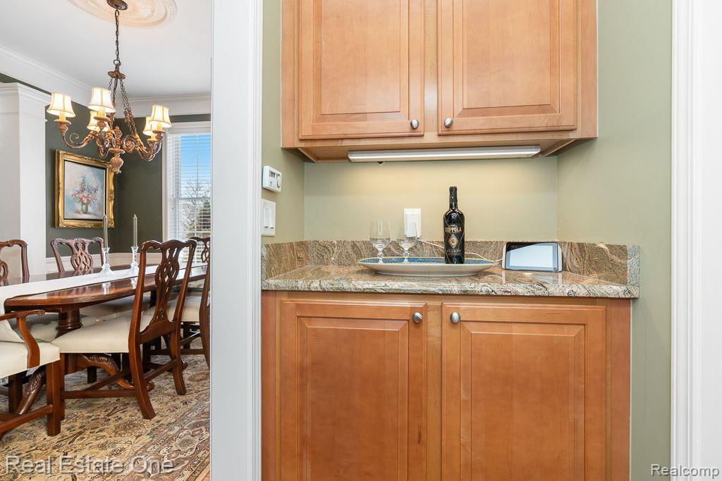1687 Blushing Drive Rochester, MI 48307 - Photo 8 of 32 Gallery Image 8