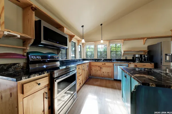 $1,650,000 | 451 Wegener Trail, Fischer, TX 78623