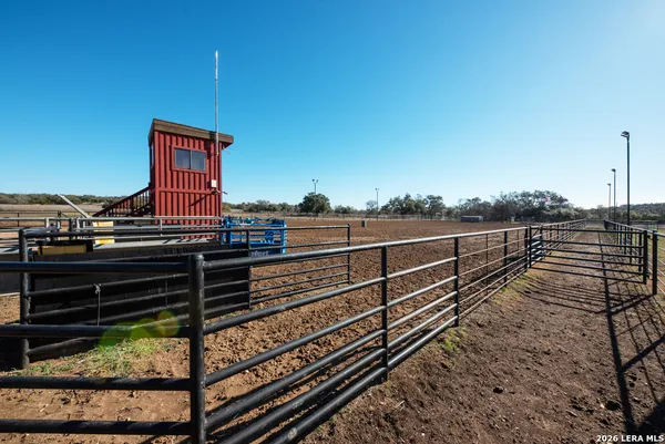 $1,650,000 | 451 Wegener Trail, Fischer, TX 78623