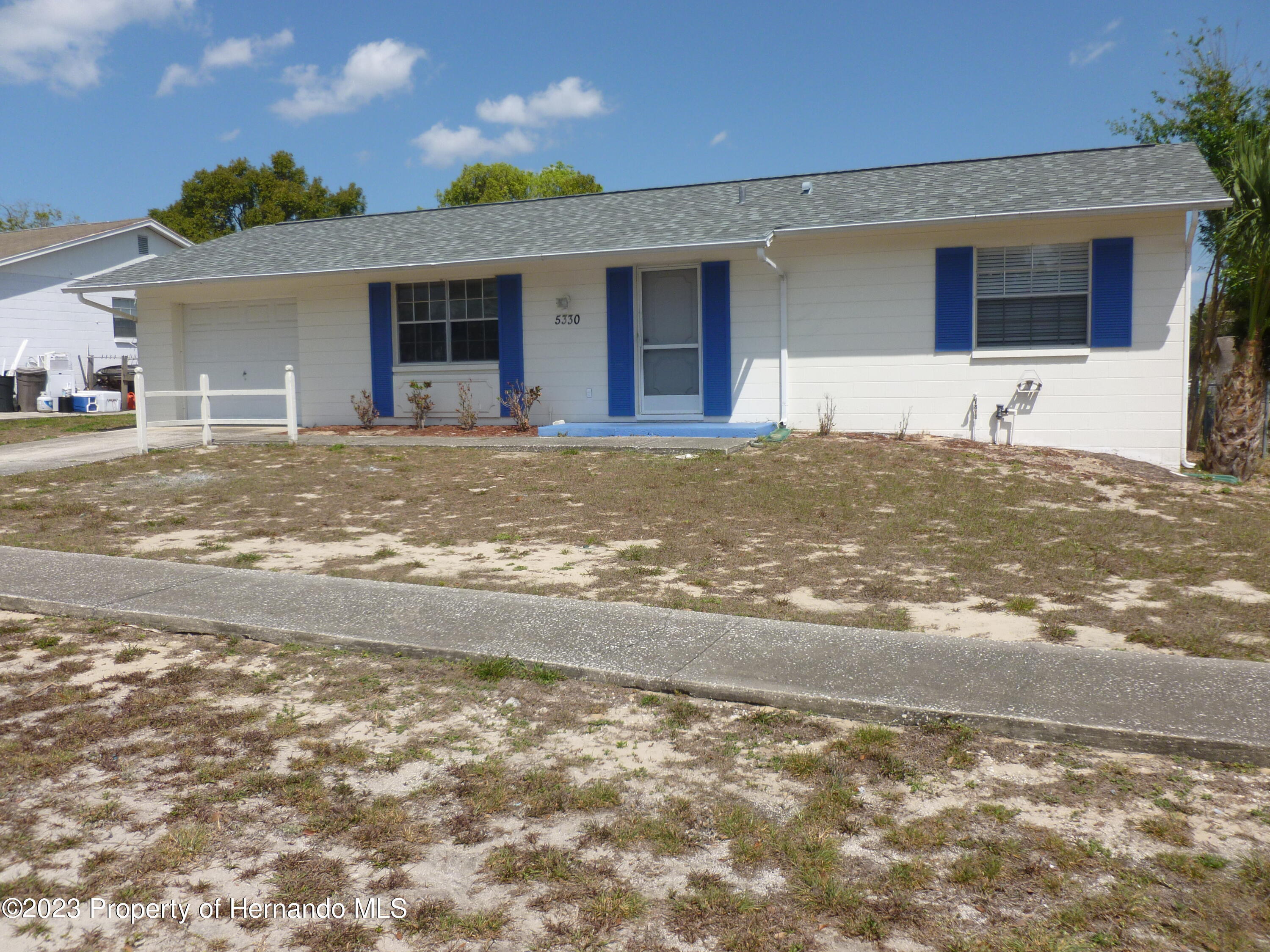 5330 Springwood Road Spring Hill, FL 34609 - Photo 3 of 20