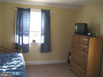 307 Sunnybrook Road Springfield, PA 19064 - Photo 9 of 12 Bedroom 2