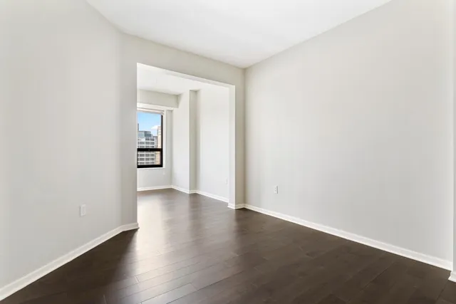 $2,295 | 500 East Grant Street, Unit 1304, Minneapolis, MN 55404