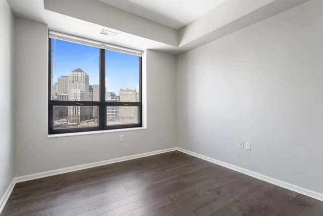 $2,295 | 500 East Grant Street, Unit 1304, Minneapolis, MN 55404