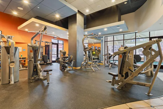 $2,295 | 500 East Grant Street, Unit 1304, Minneapolis, MN 55404