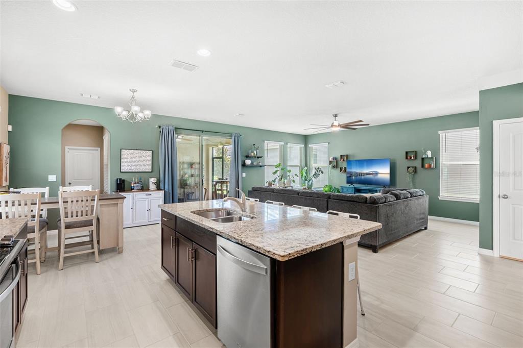 15741 Fountain Springs Road Winter Garden, FL 34787 - Photo 12 of 56