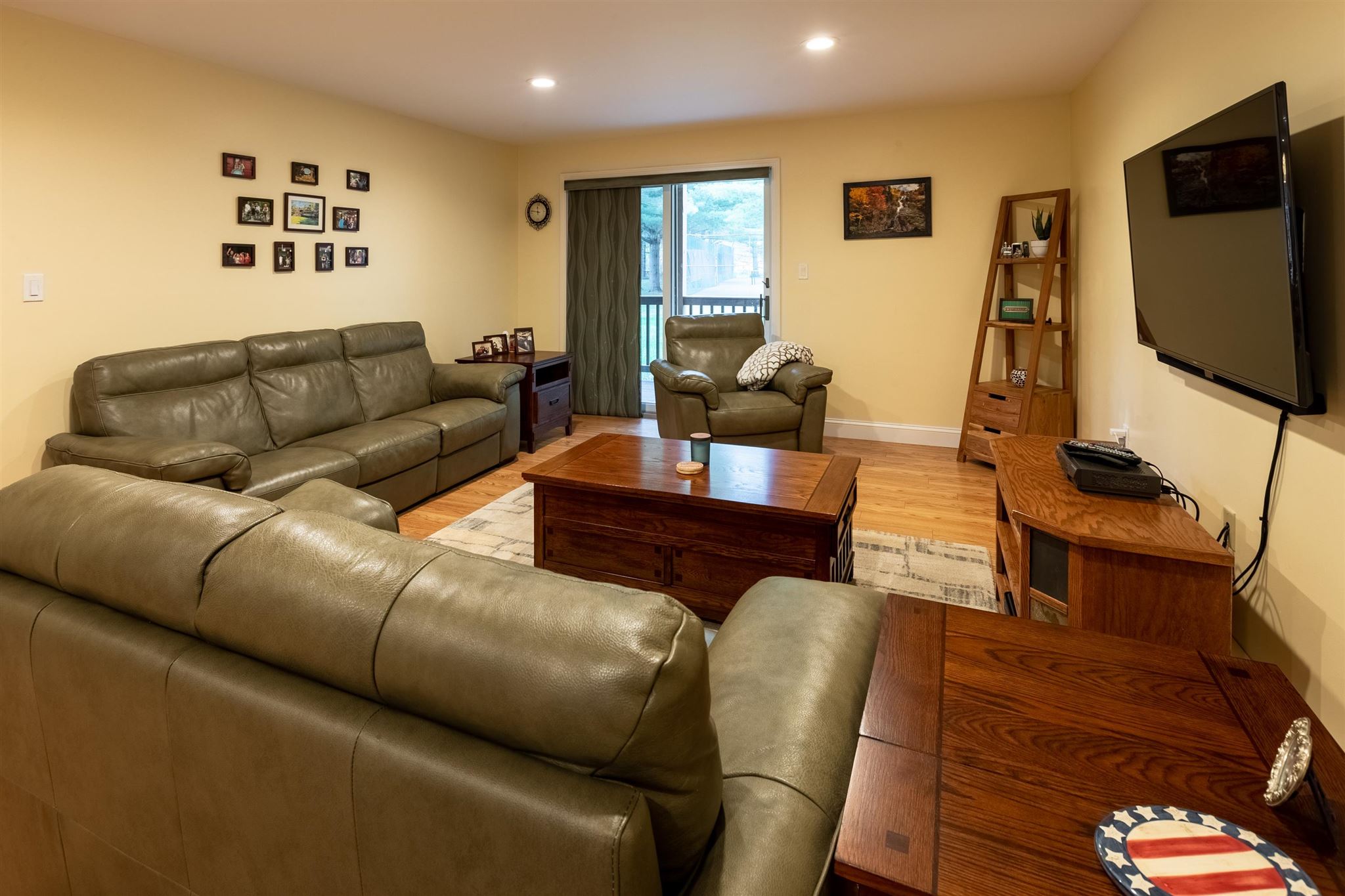 11 Robin Road, Unit 2 Lincoln, NH 03251 - Photo 11 of 24