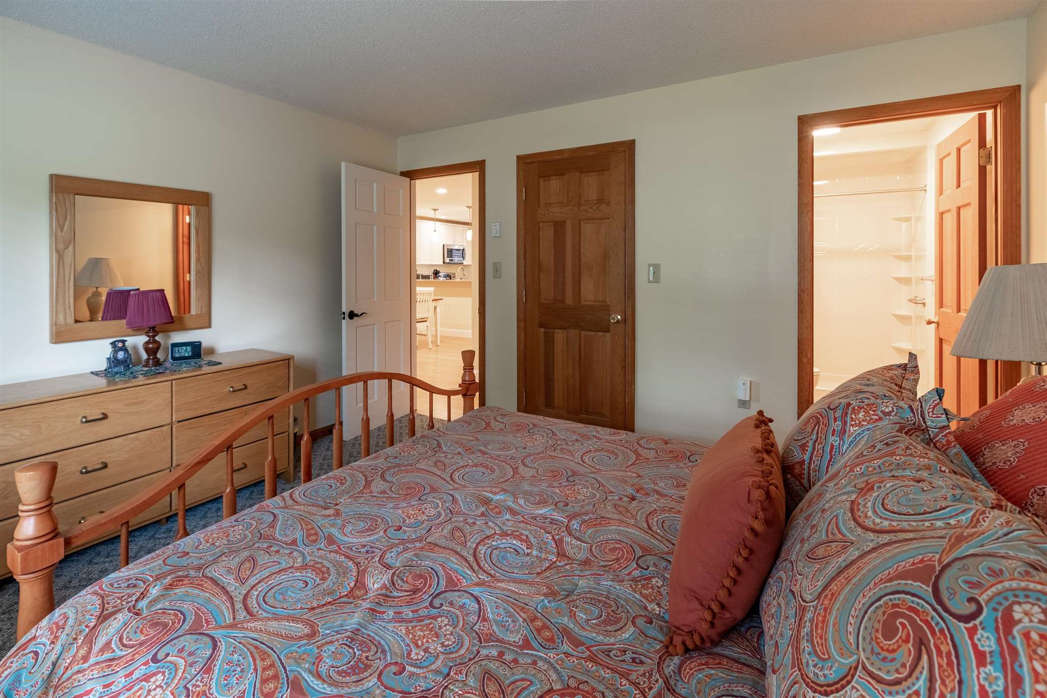 11 Robin Road, Unit 2 Lincoln, NH 03251 - Photo 13 of 24