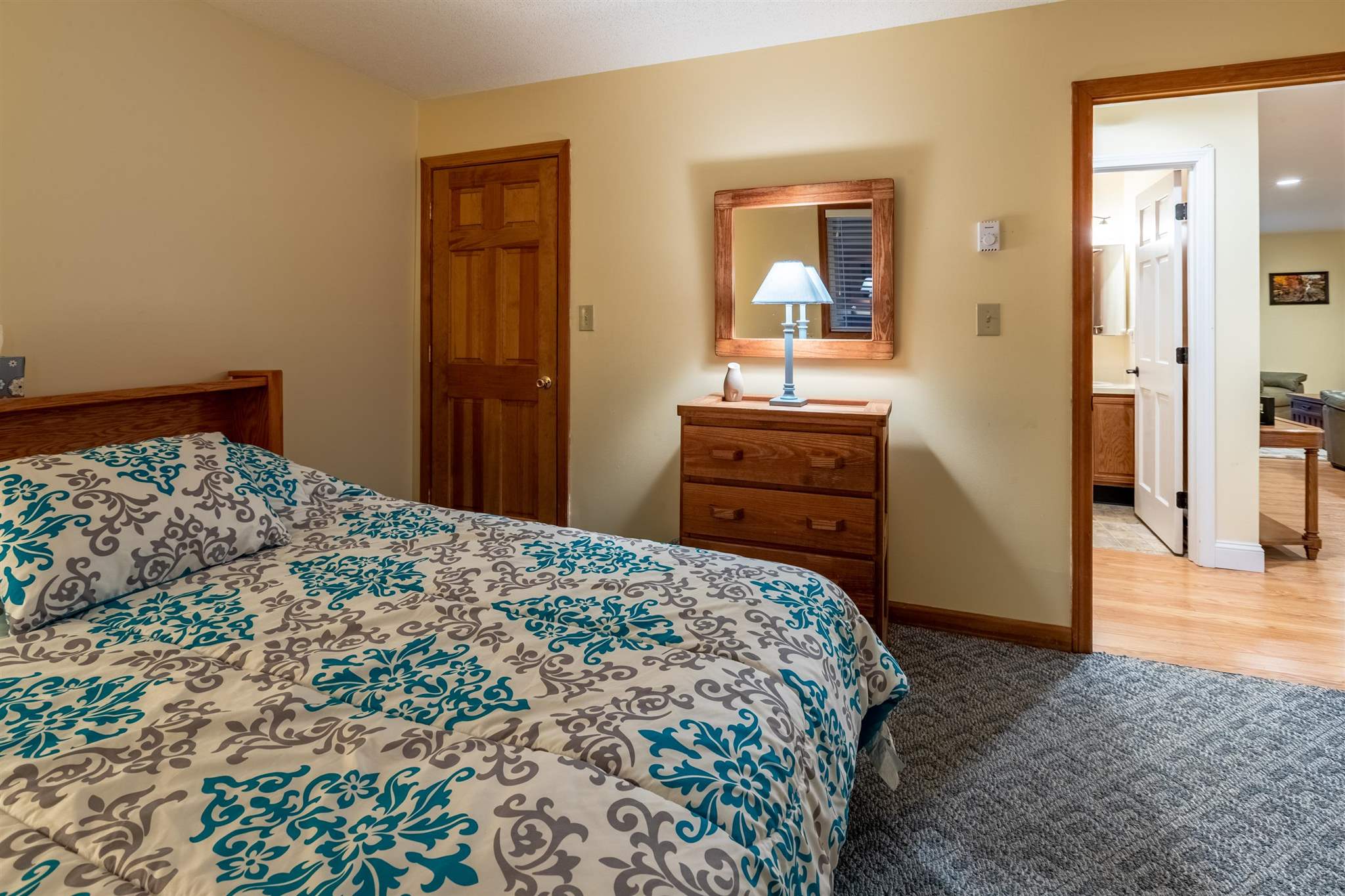 11 Robin Road, Unit 2 Lincoln, NH 03251 - Photo 19 of 24