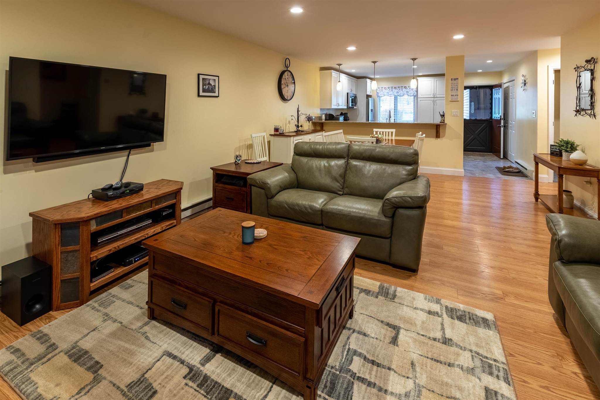 11 Robin Road, Unit 2 Lincoln, NH 03251 - Photo 10 of 24