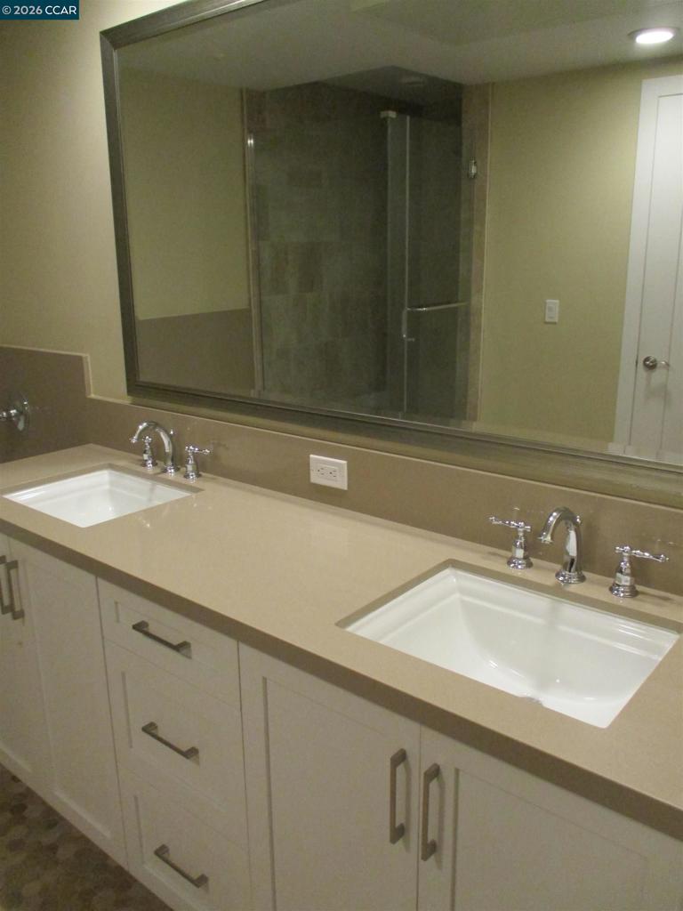 1003 Woodbury Road Lafayette, CA 94549 - Photo 6 of 10 Primary Bathroom