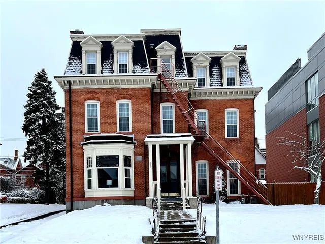 $1,350 | 617 Niagara Street, Unit 5, Buffalo, NY 14201
