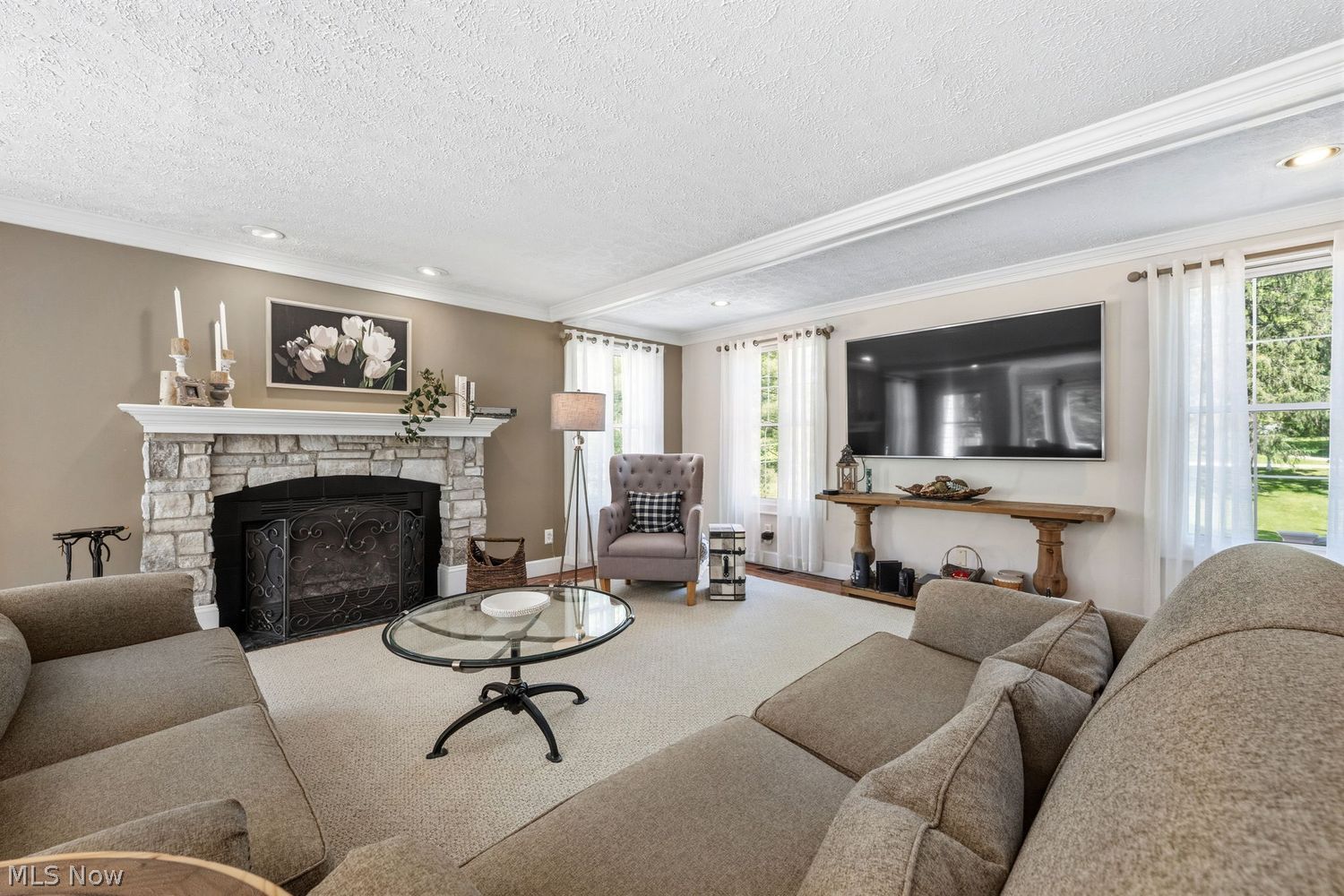 7399 Pettibone Road Chagrin Falls, OH 44023 - Photo 16 of 49 Great Room
