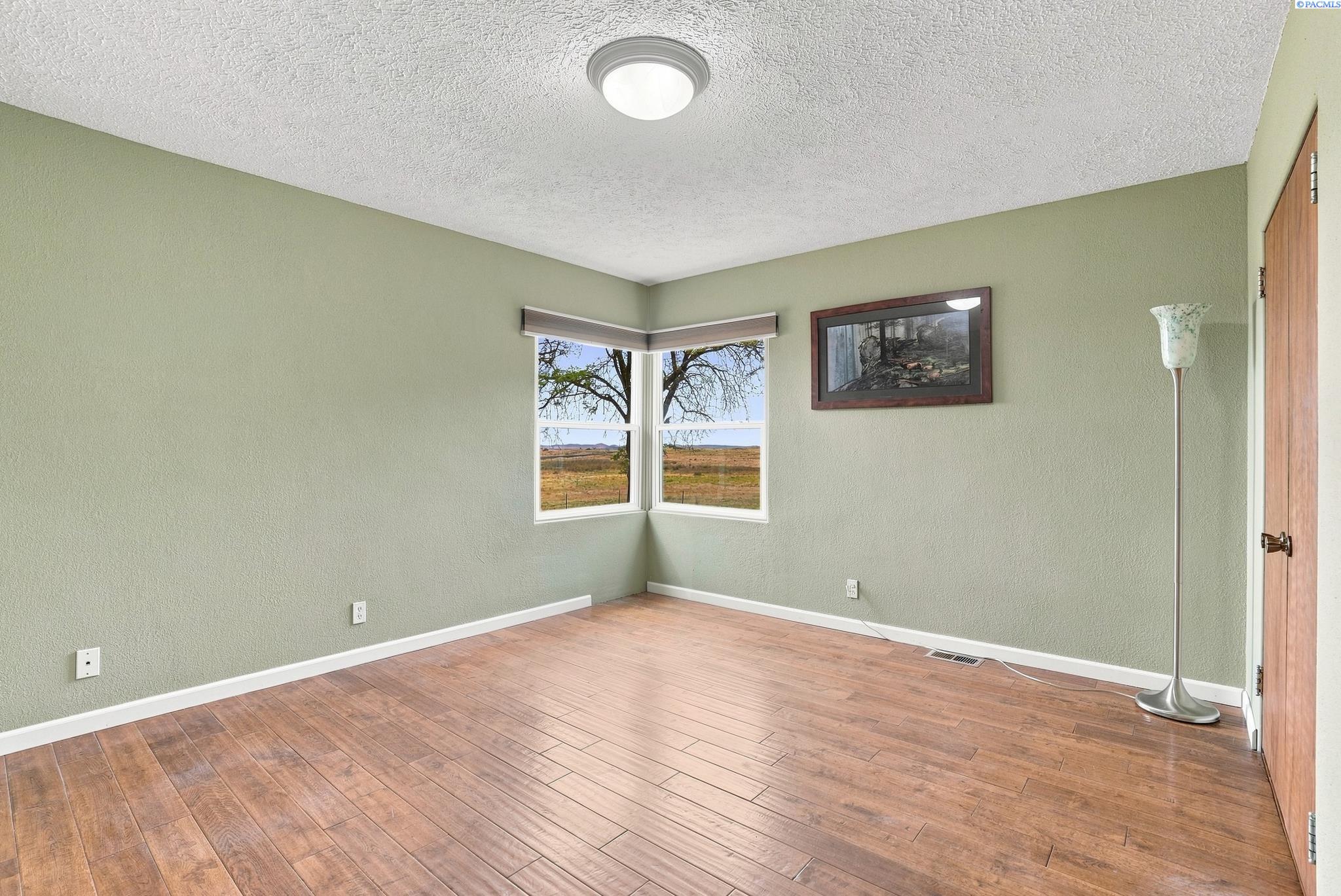 202 Glorfield Road St. John, WA 99171 - Photo 17 of 50 Gallery Image 17