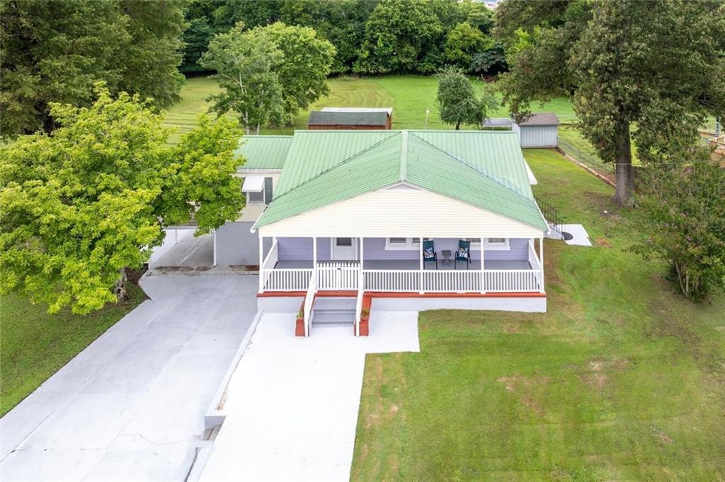 2508 Maple Road Southeast Rome, GA 30161 - Photo 49 of 55 a view of a swimming pool with a yard
