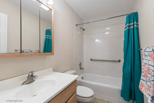 $399,900 | 1162 East Patten Drive, Palatine, IL 60074