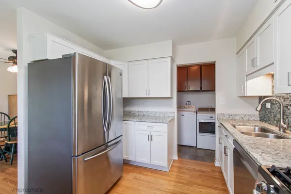 $399,900 | 1162 East Patten Drive, Palatine, IL 60074