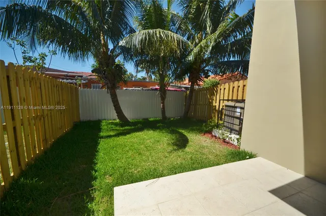 $2,600 | 4374 East 10th Avenue, Unit 4374, Hialeah, FL 33013