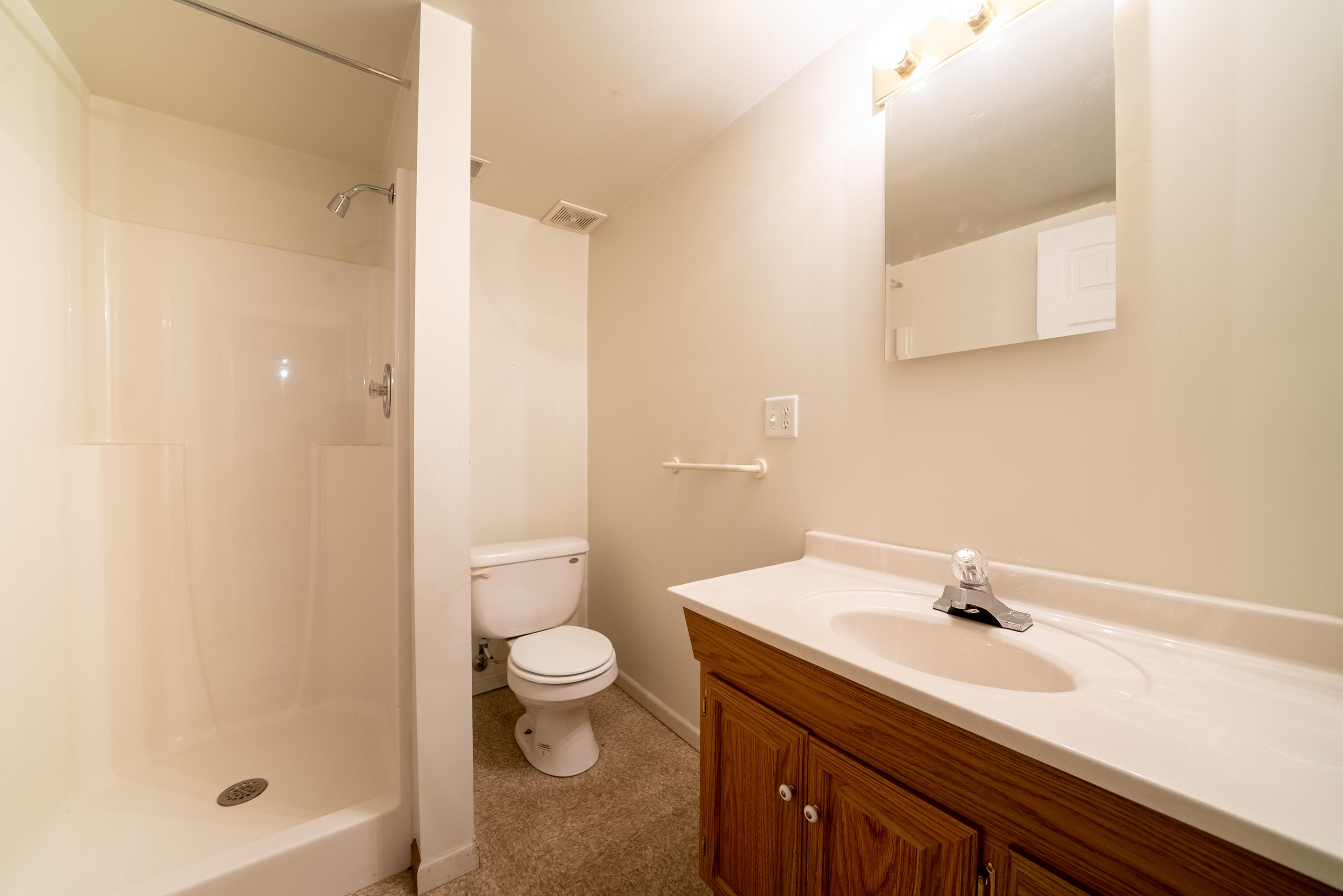 16138 Terrace Road Spring Lake, MI 49456 - Photo 25 of 27 29. Basement Bathroom