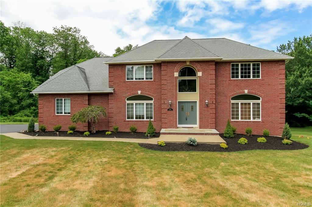 690 Haverstraw Road, Suffern, NY 10901 Compass