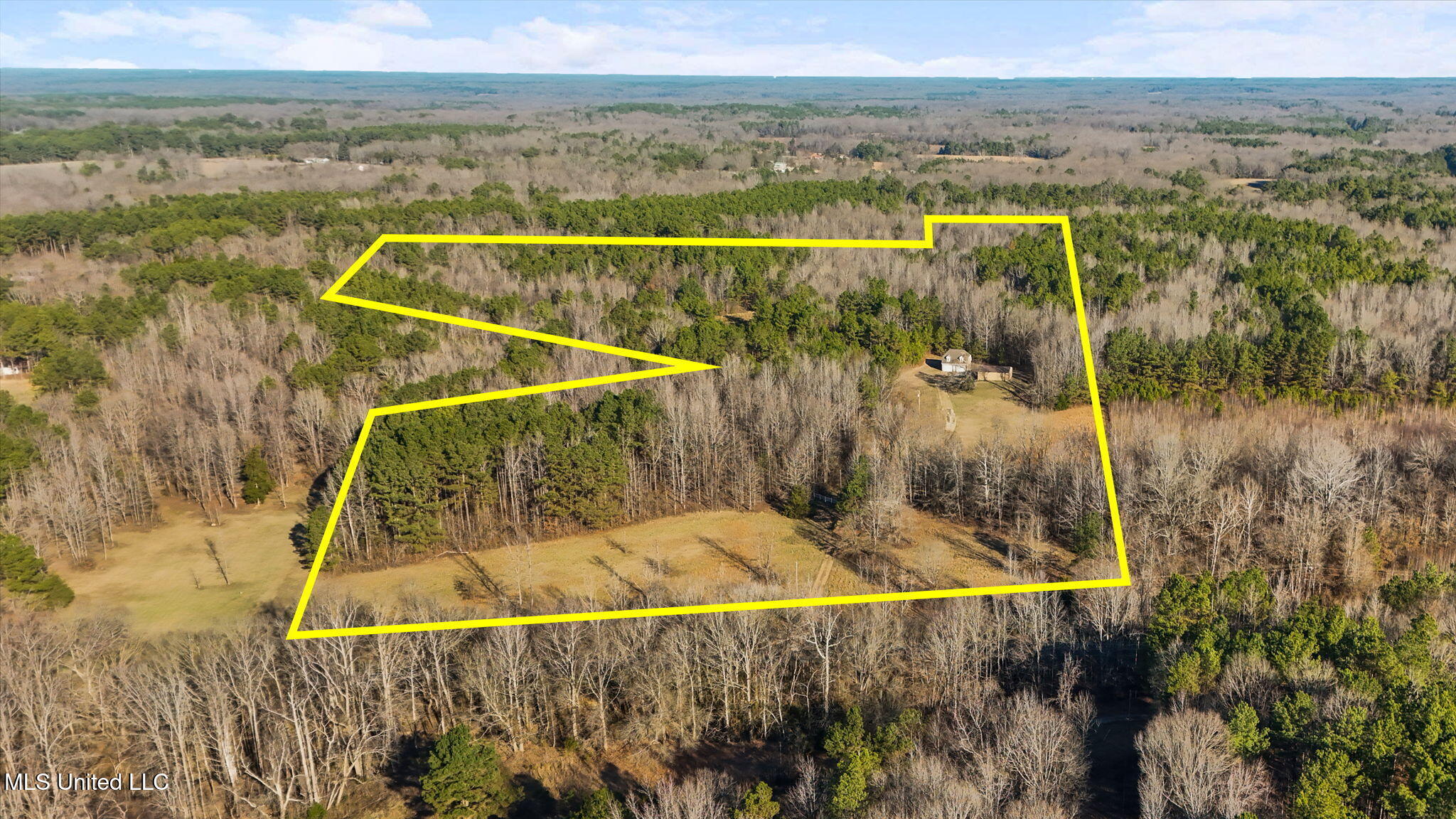 5866 Marianna Road Byhalia, MS 38611 - Photo 2 of 26 1-web-or-mls-5866 Marianna Rd1