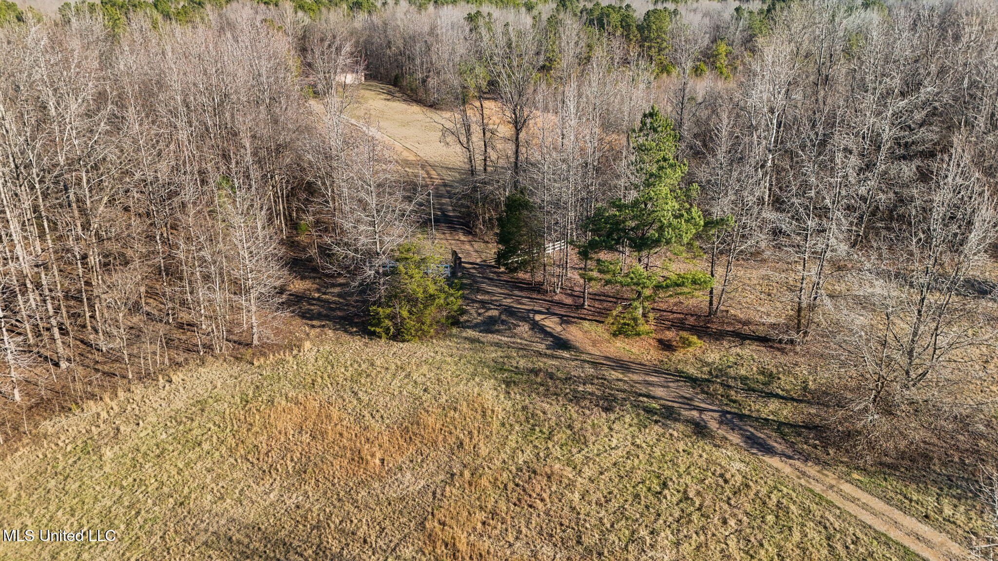 5866 Marianna Road Byhalia, MS 38611 - Photo 7 of 26 12-web-or-mls-5866 Marianna Rd12