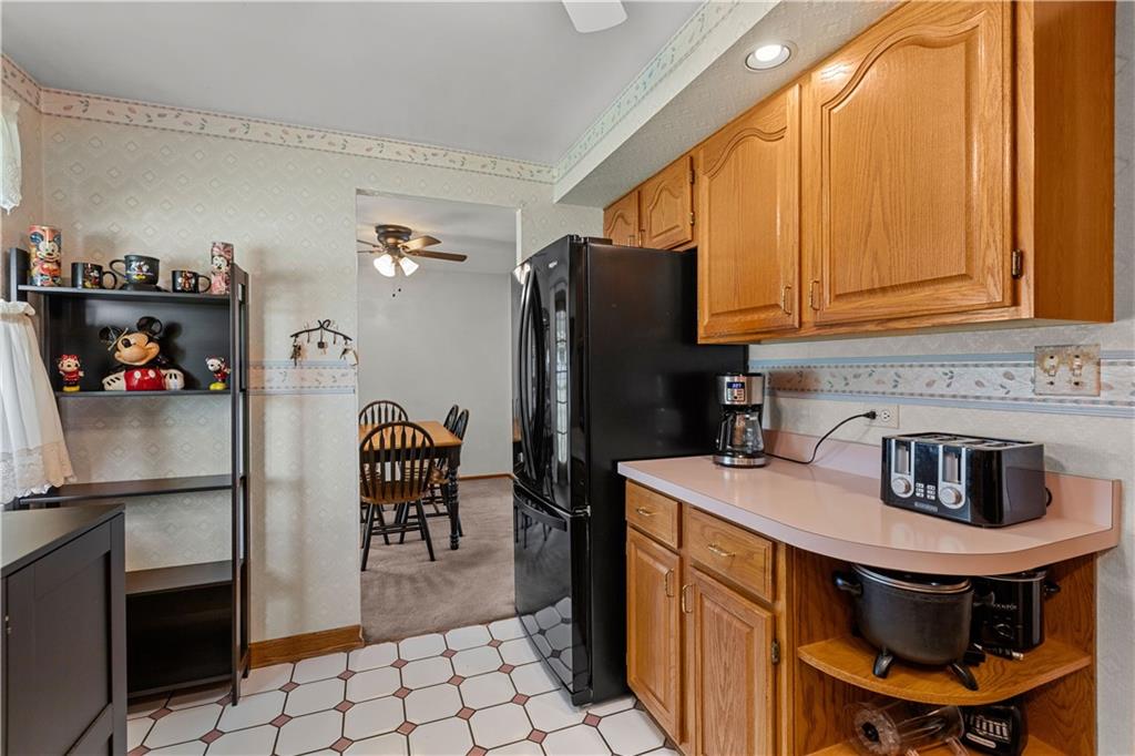 189 William Circle McKees Rocks, PA 15136 - Photo 12 of 24 a kitchen with stainless steel appliances a stove a refrigerator and a sink