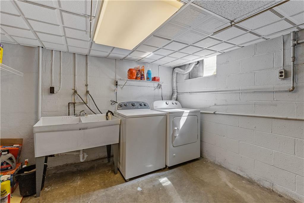 189 William Circle McKees Rocks, PA 15136 - Photo 24 of 24 a room with storage and utility