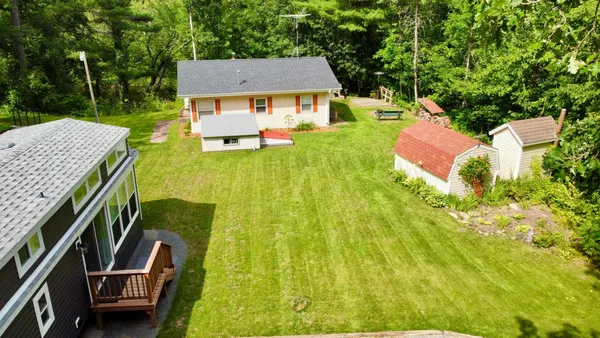 $300,000 | 33631 St Croix Road, Pine City, MN 55063