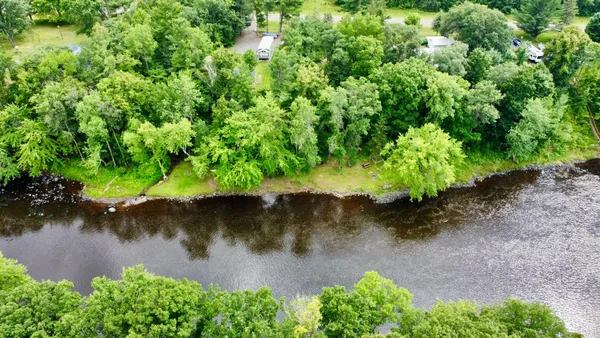 $300,000 | 33631 St Croix Road, Pine City, MN 55063
