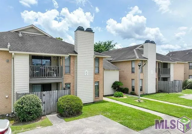 $1,200 | 5213 Butter Creek Lane, Unit L7, Baton Rouge, LA 70809