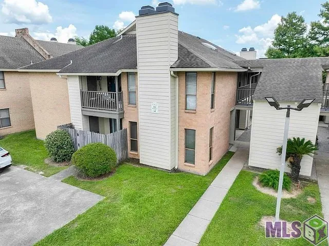 $1,200 | 5213 Butter Creek Lane, Unit L7, Baton Rouge, LA 70809