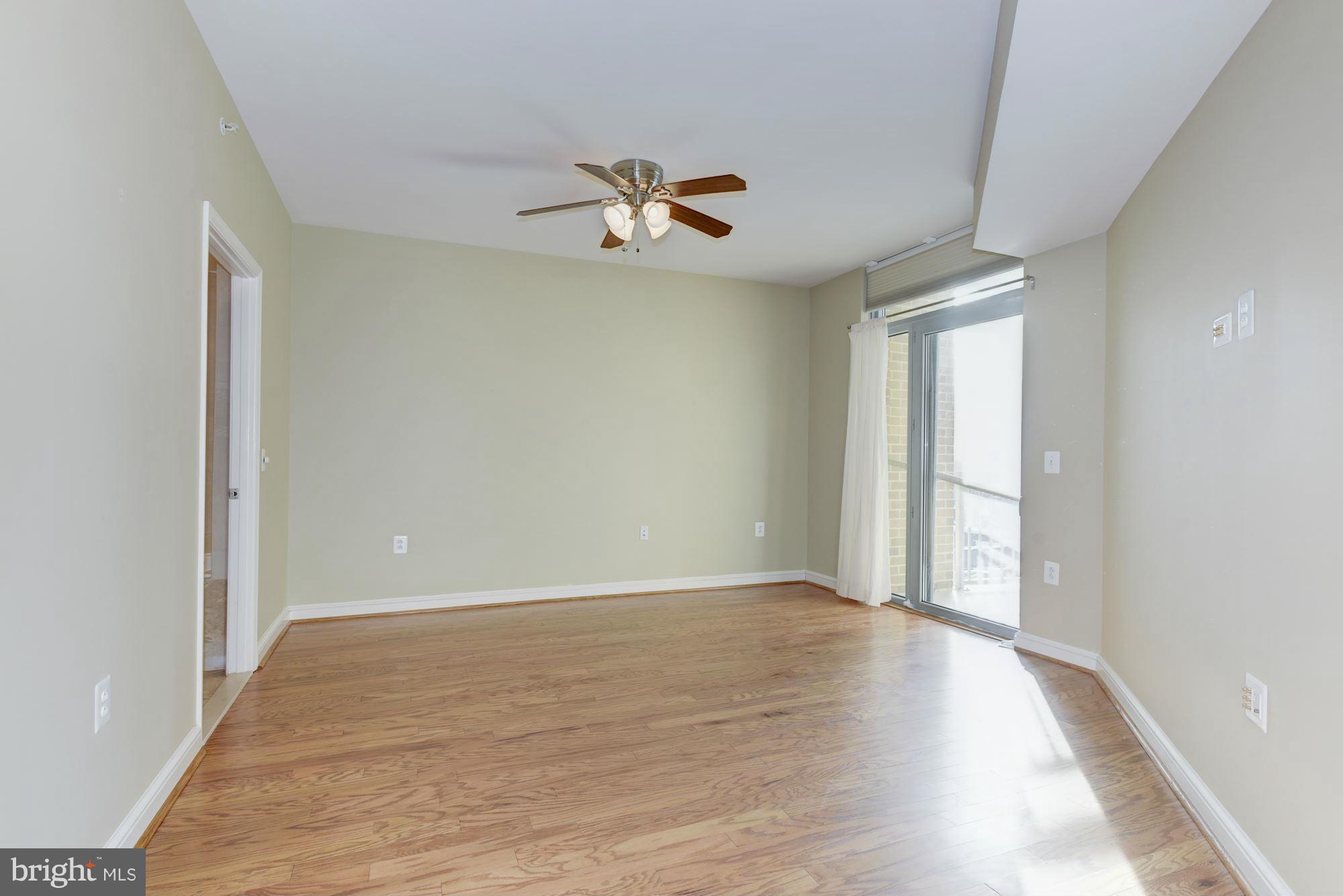 11990 Market Street, Unit 1301 Reston, VA 20190 - Photo 18 of 30 Interior (General)