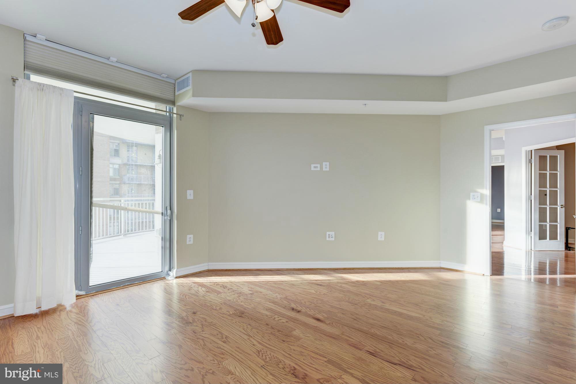 11990 Market Street, Unit 1301 Reston, VA 20190 - Photo 19 of 30 Interior (General)