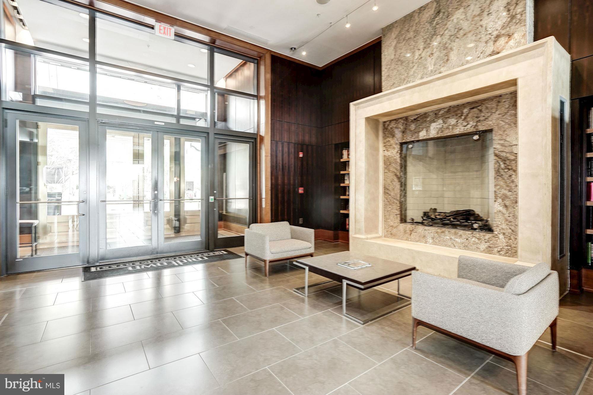 11990 Market Street, Unit 1301 Reston, VA 20190 - Photo 4 of 30 Interior (General)