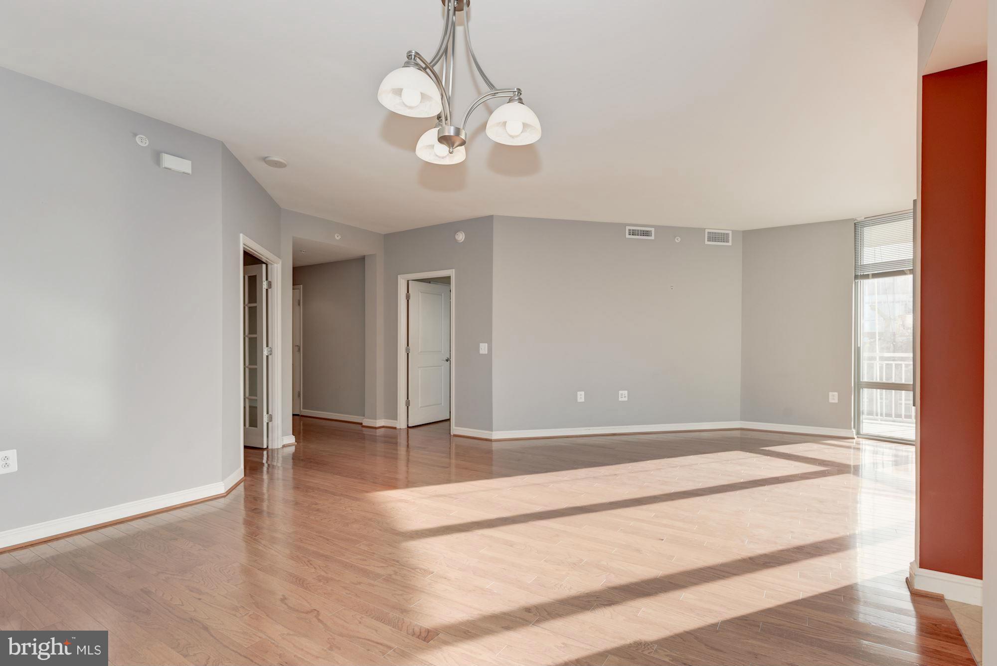 11990 Market Street, Unit 1301 Reston, VA 20190 - Photo 7 of 30 Interior (General)