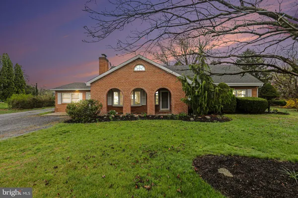 $435,000 | 205 North Middlesex Road, Carlisle, PA 17013