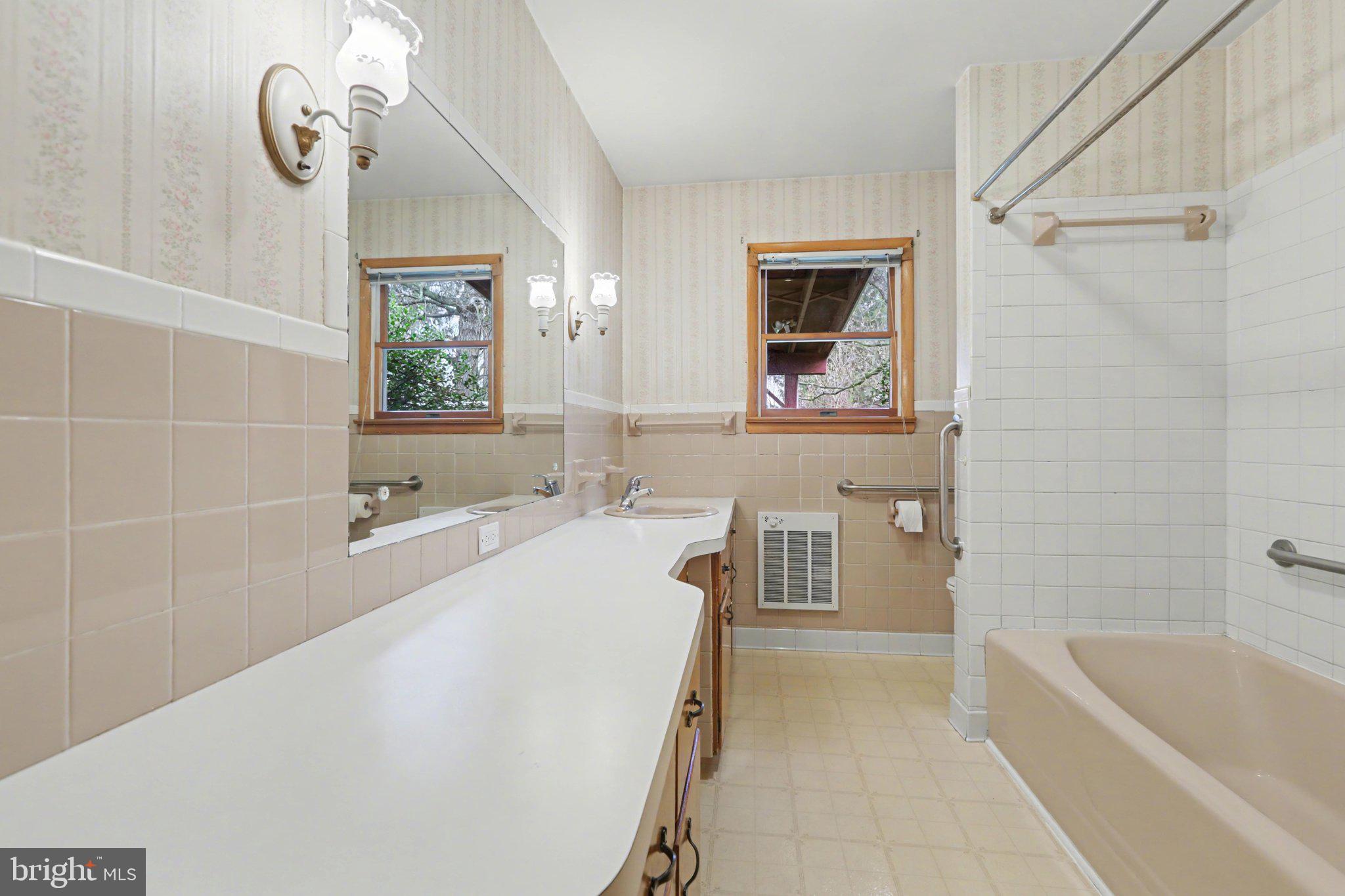 205 North Middlesex Road Carlisle, PA 17013 - Photo 13 of 29