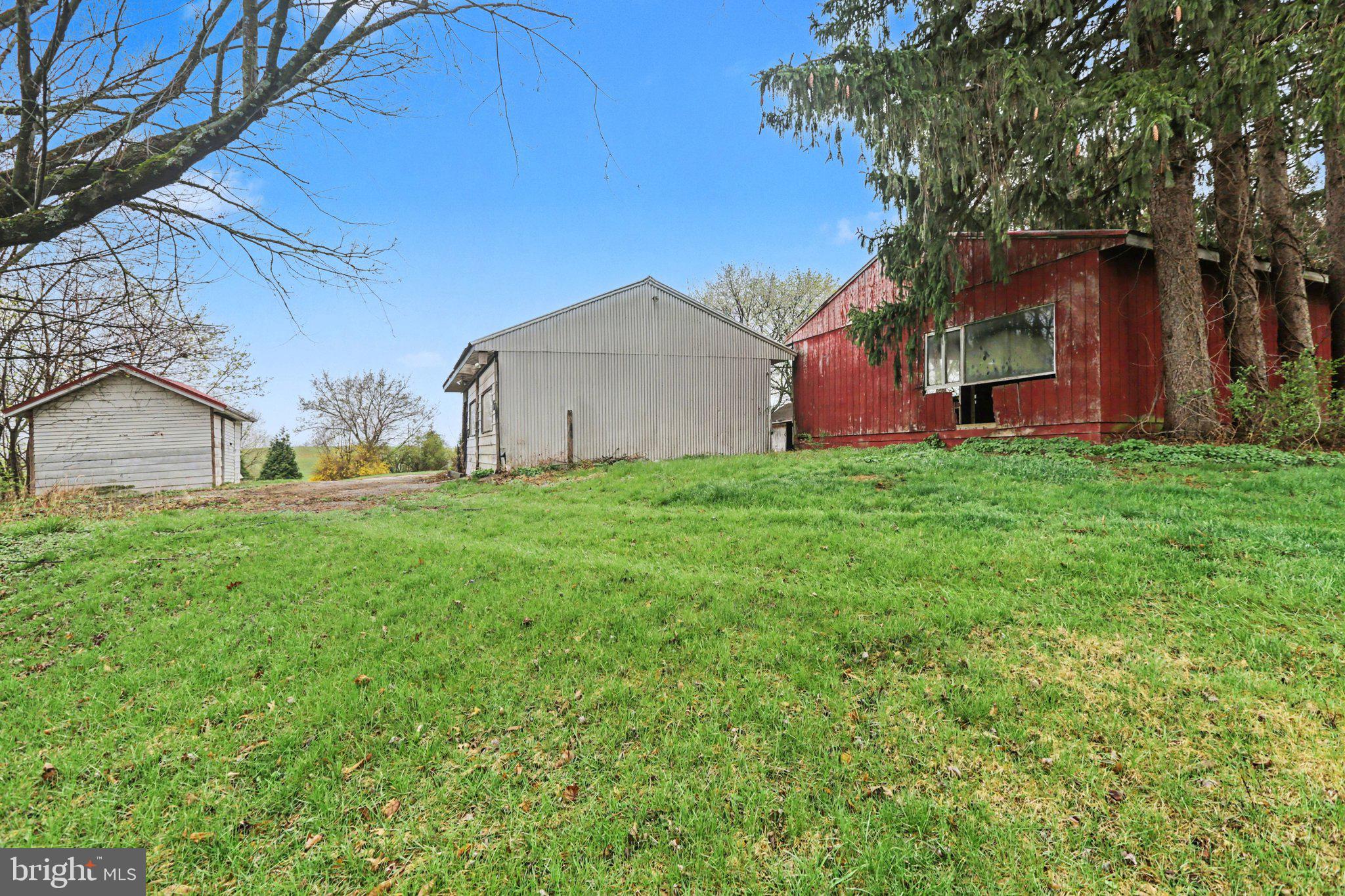 205 North Middlesex Road Carlisle, PA 17013 - Photo 26 of 29