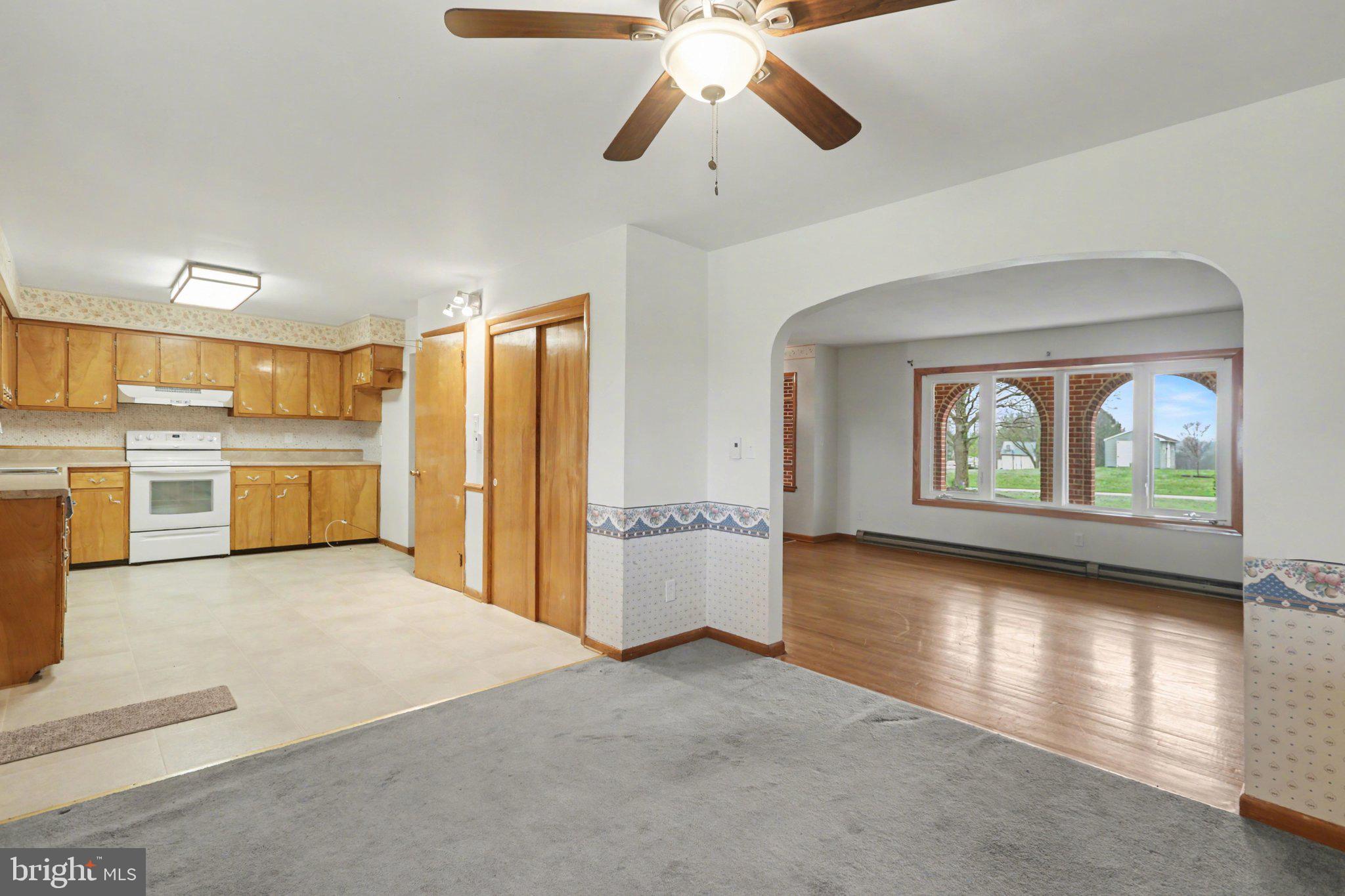 205 North Middlesex Road Carlisle, PA 17013 - Photo 8 of 29