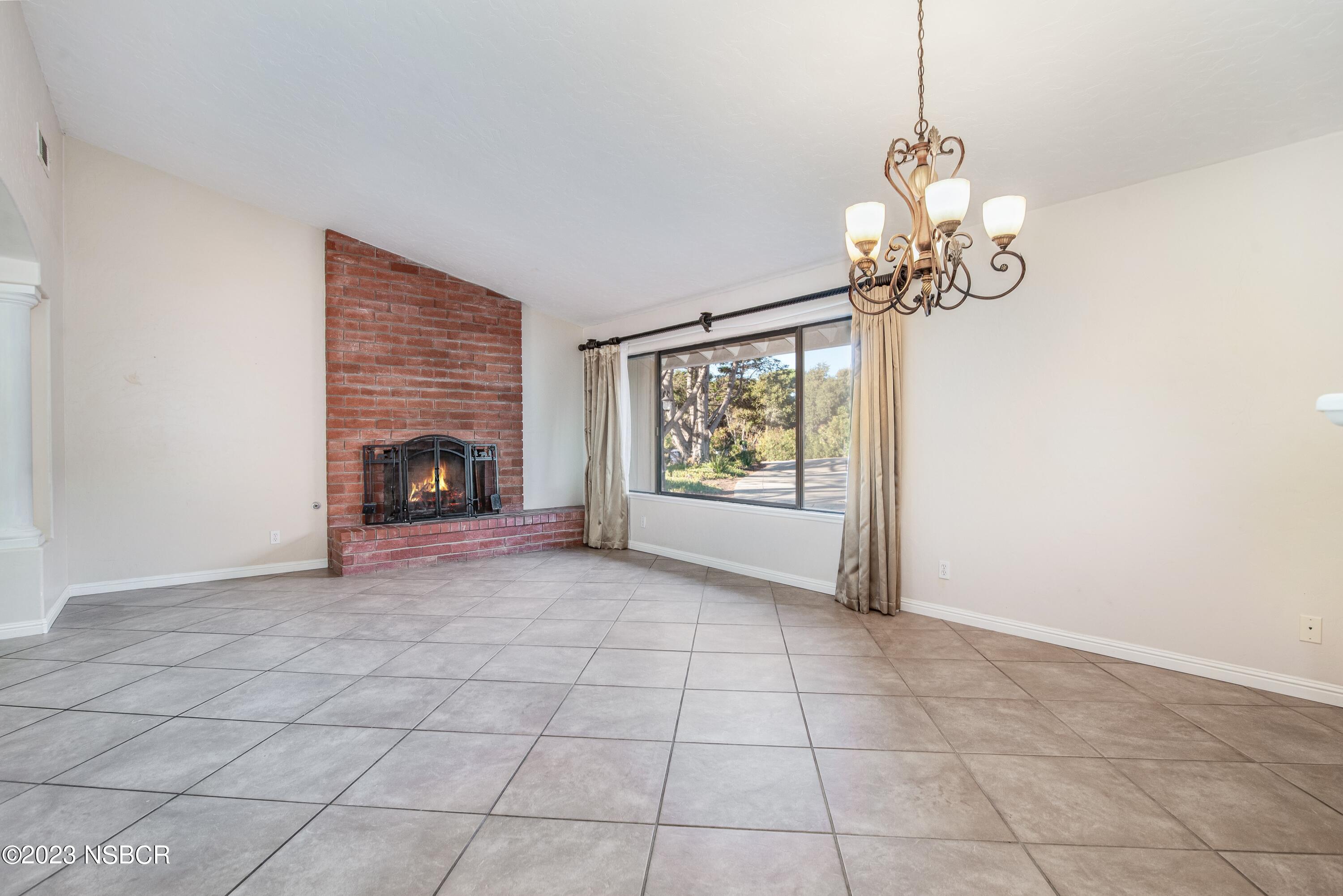 601 St Andrews Way Lompoc, CA 93436 - Photo 13 of 37 013_81733068